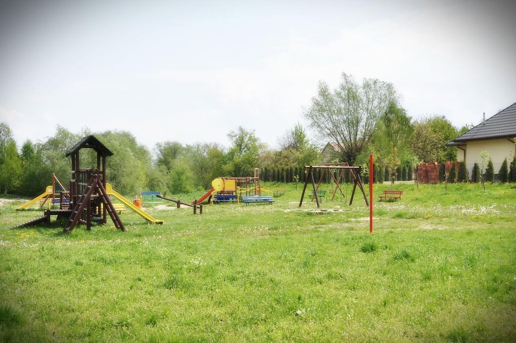 Anna - Pokoje Goscinne - Noclegi Sandomierz Exteriör bild